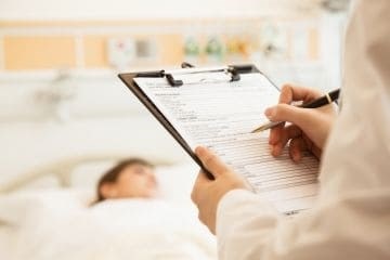 Как происходит выплата по больничному листу?
